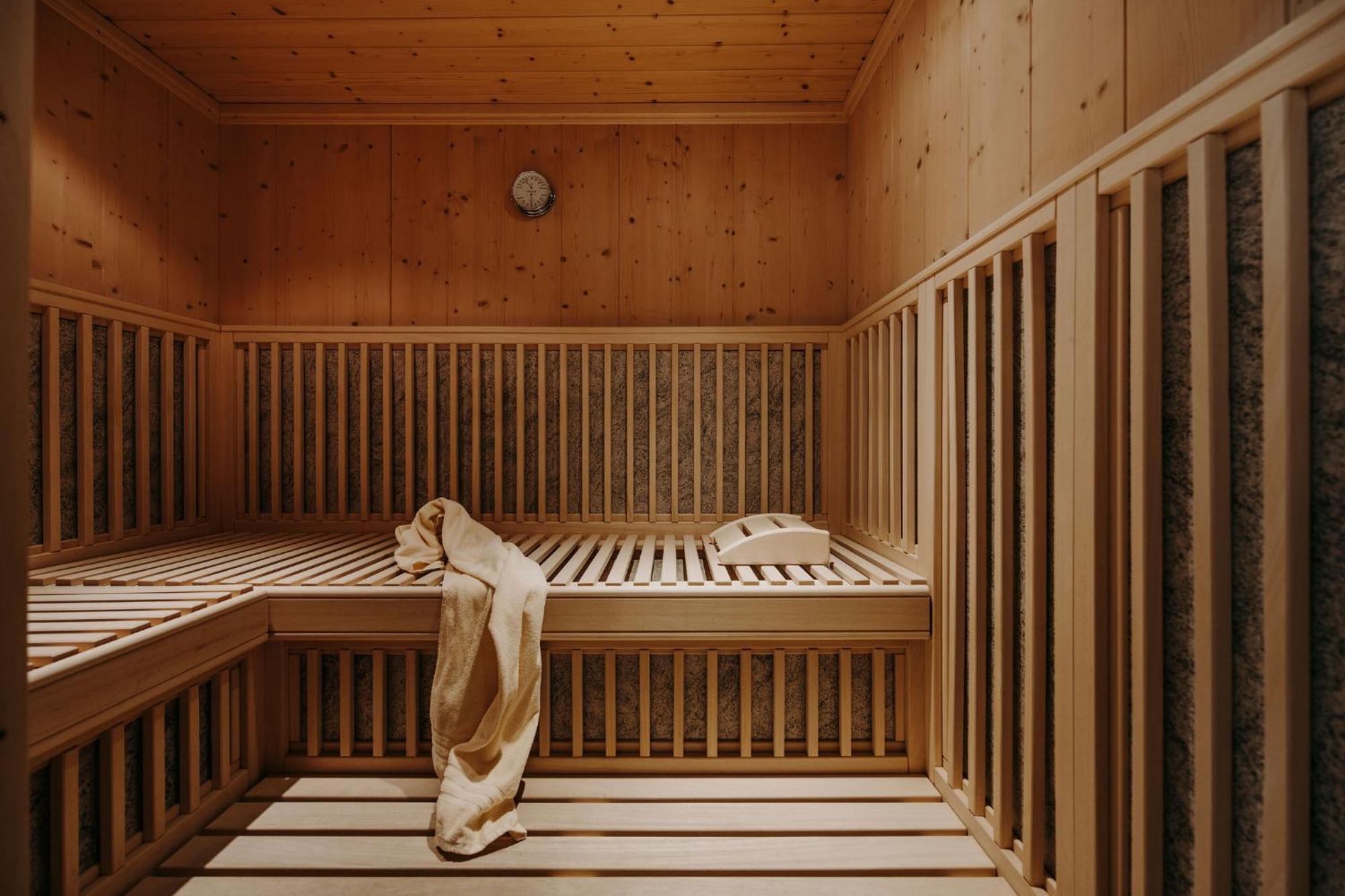 Hotel Waldfrieden ชลัดมิง ภายนอก รูปภาพ