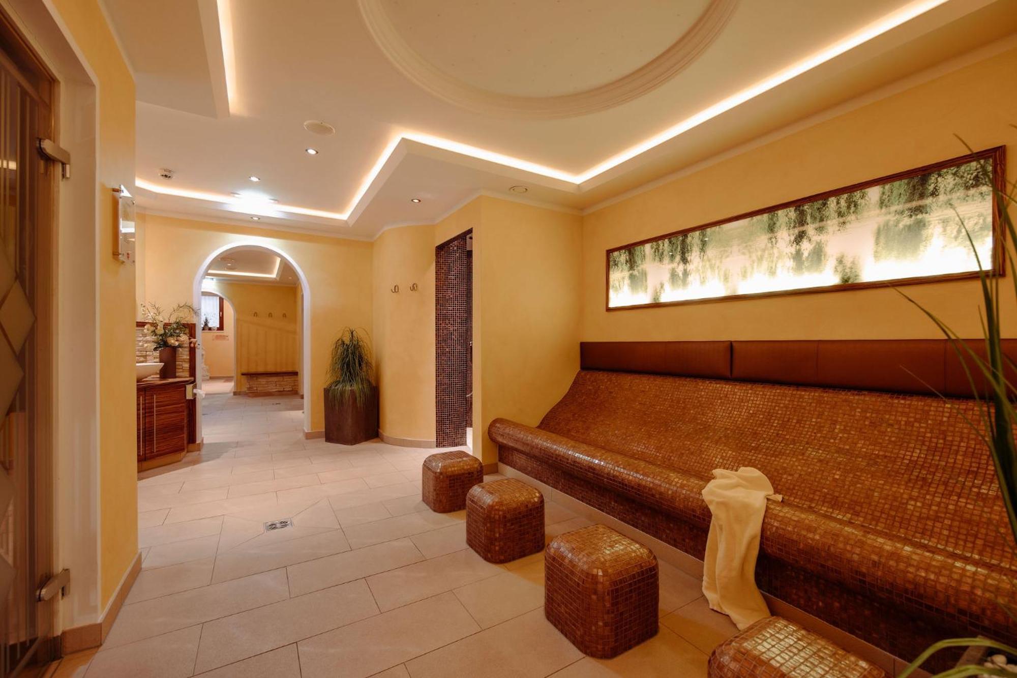 Hotel Waldfrieden ชลัดมิง ภายนอก รูปภาพ