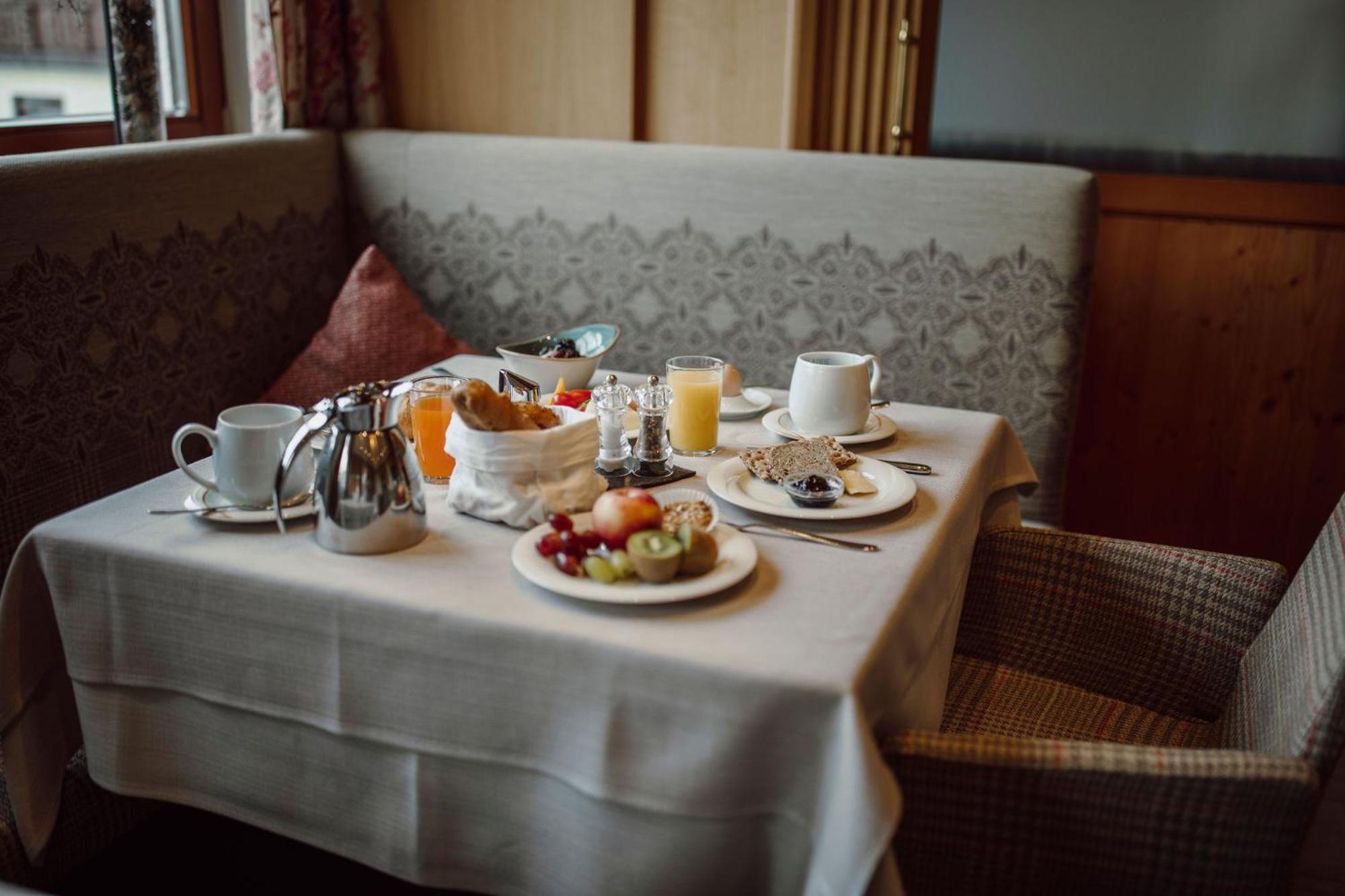 Hotel Waldfrieden ชลัดมิง ภายนอก รูปภาพ